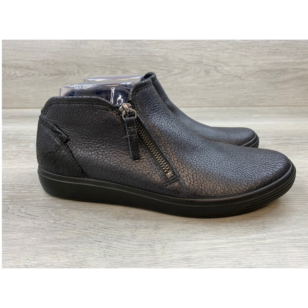 ECCO Soft 7 Tred Women's Black Metallic Leather Side Zip Ankle Boots 40 US 9-9.5